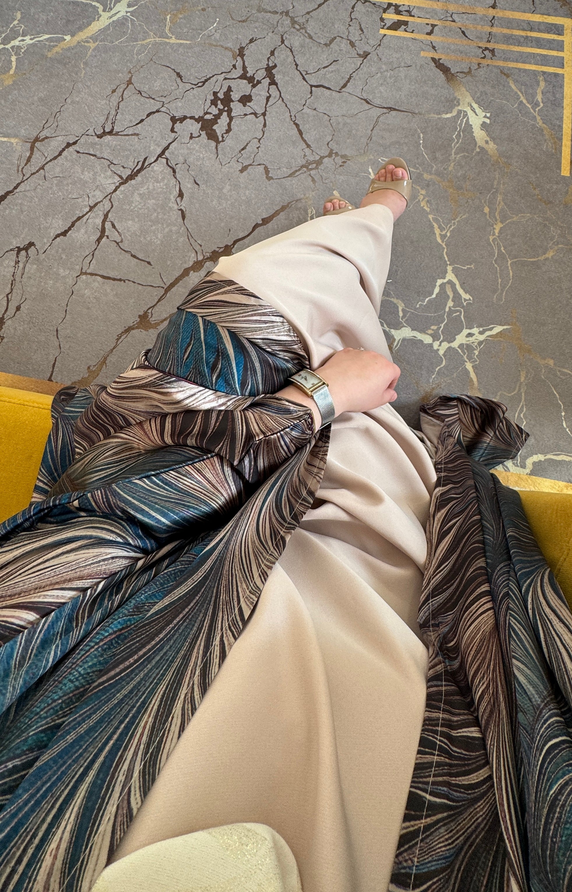 Ensemble Élégance Feuillage – Abaya fluide deux tons