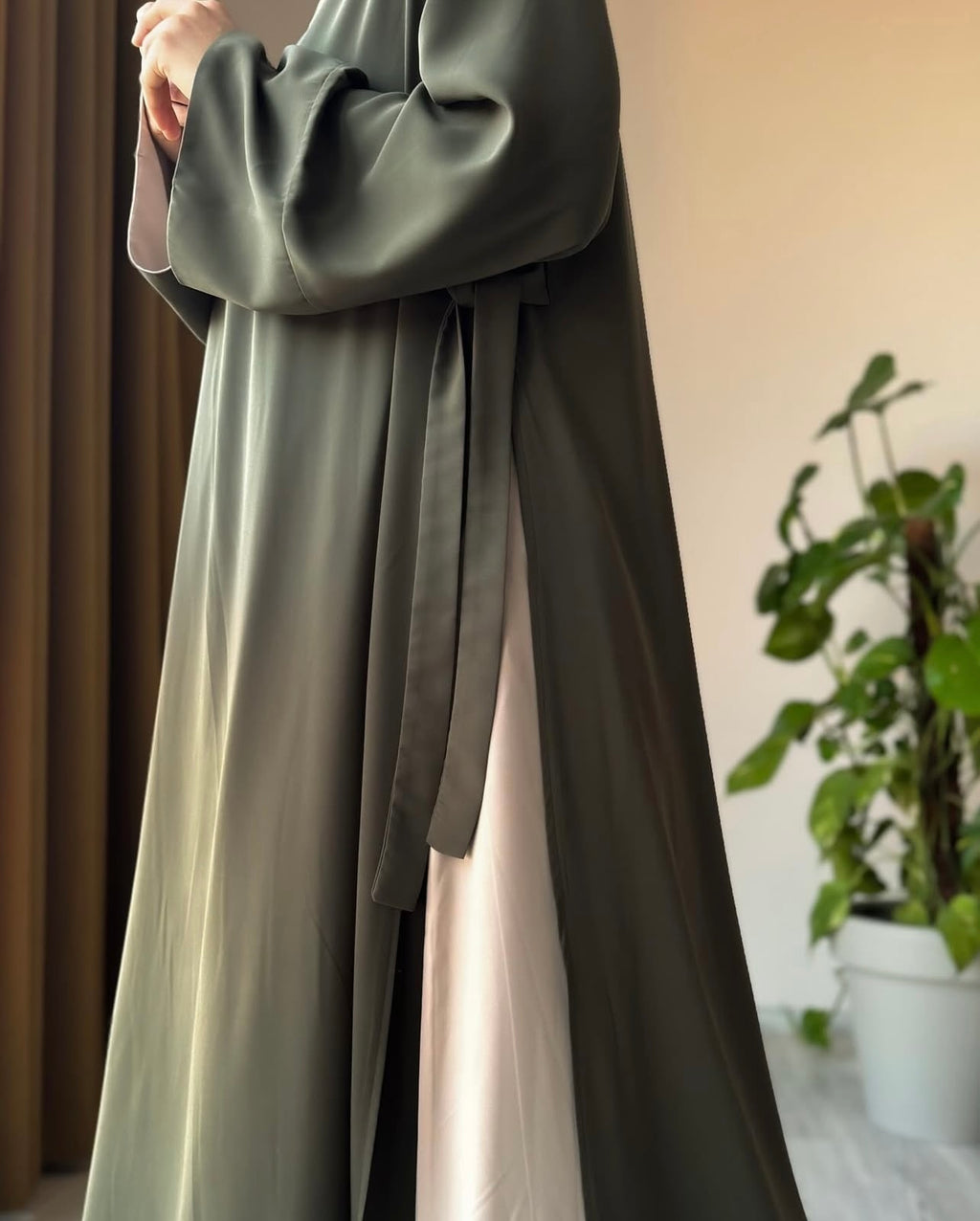 Ensemble “Sahara Olive” – 2 Pièces Élégantes