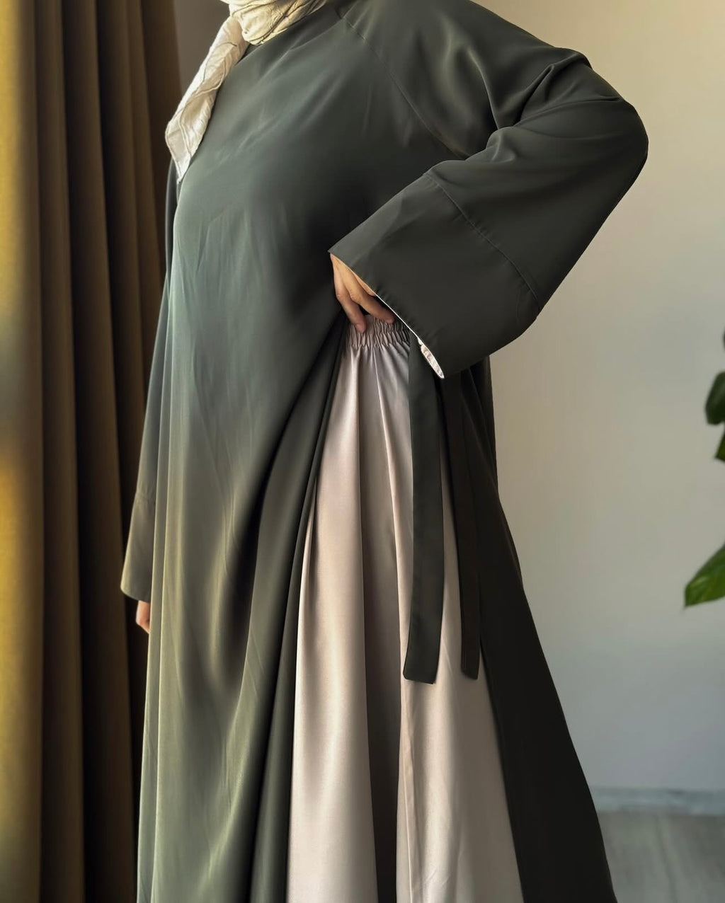 Ensemble “Sahara Olive” – 2 Pièces Élégantes