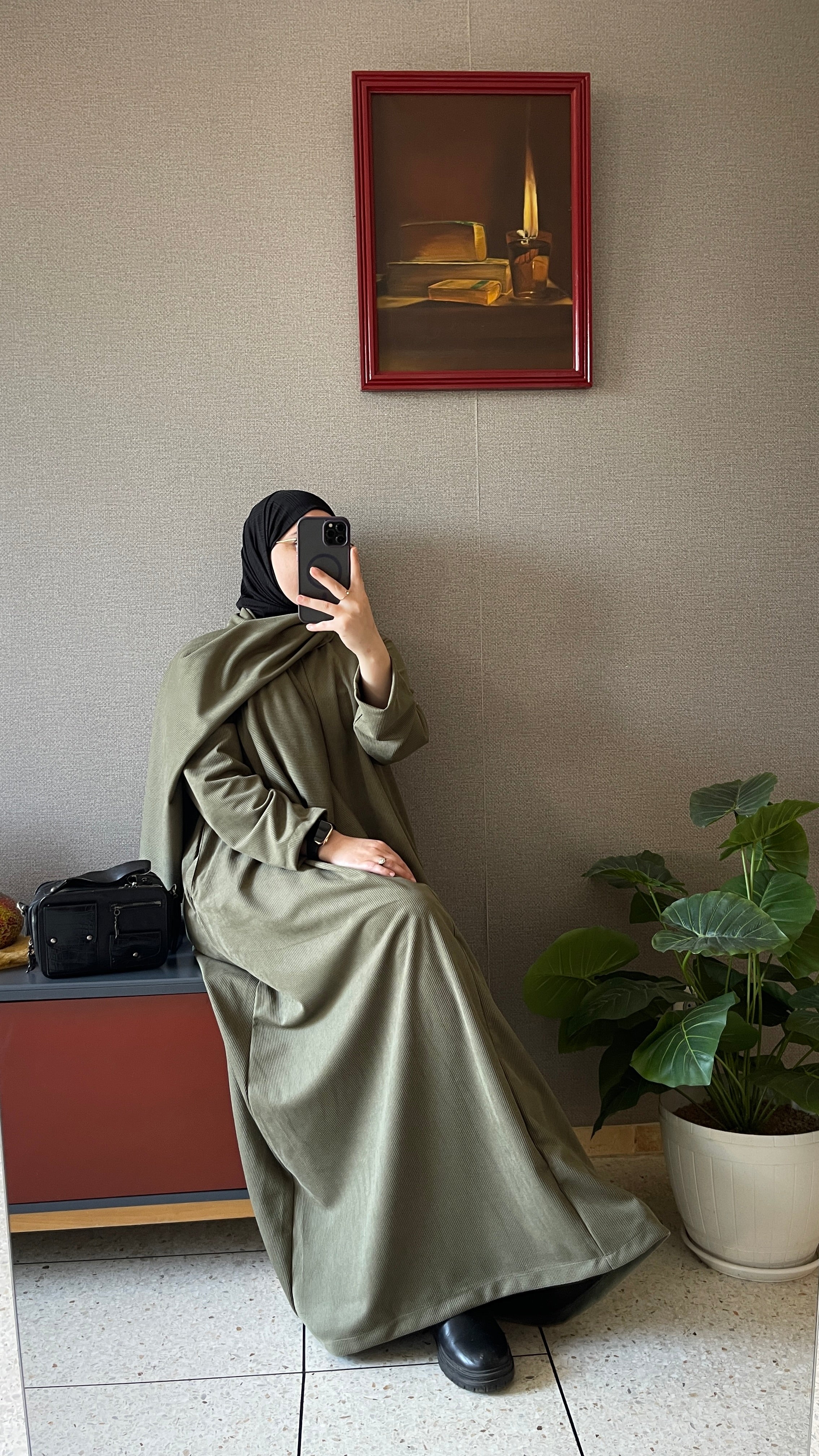 Abaya Peau de Chameau kaki avec Écharpe