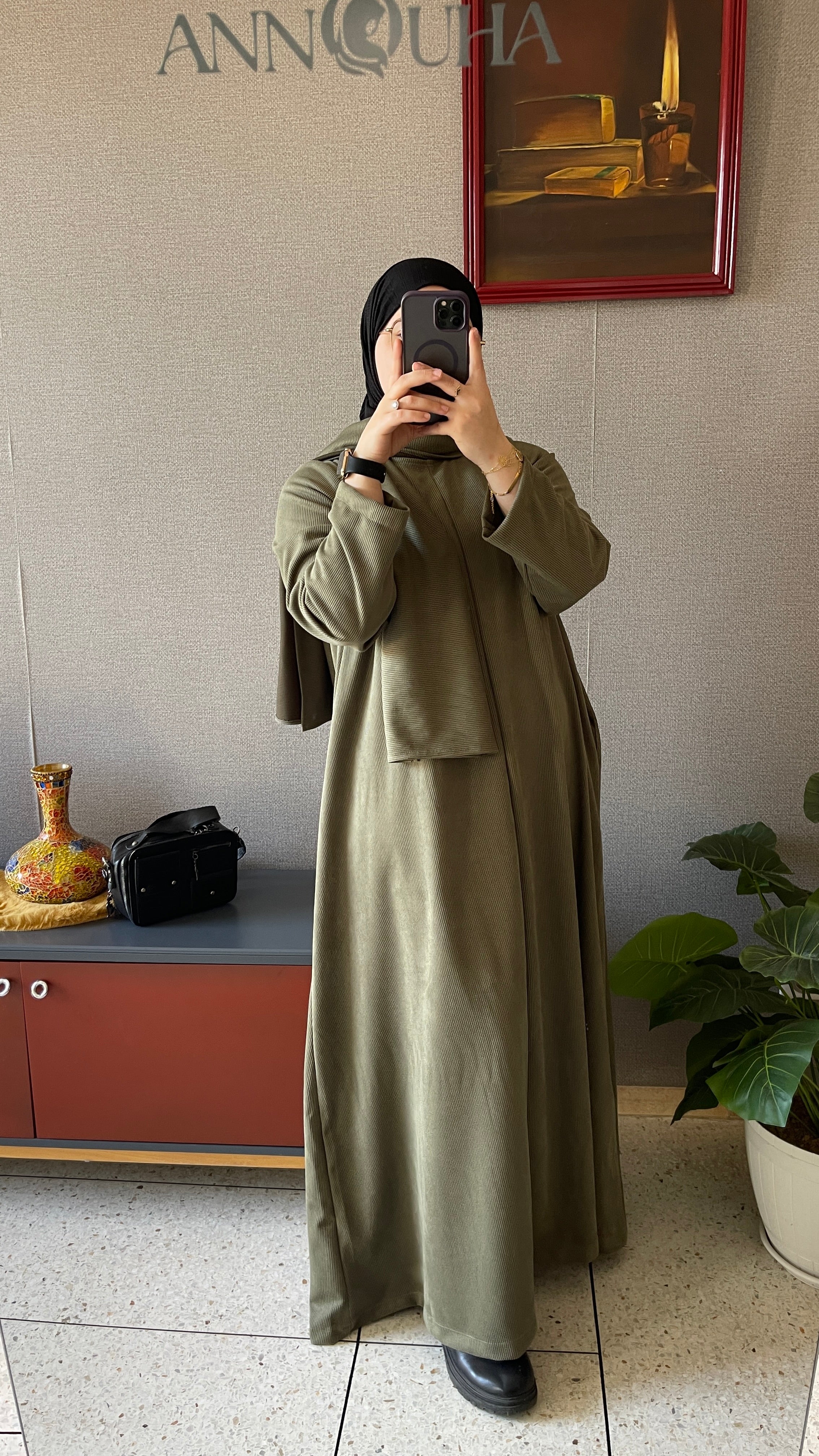 Abaya Peau de Chameau kaki avec Écharpe